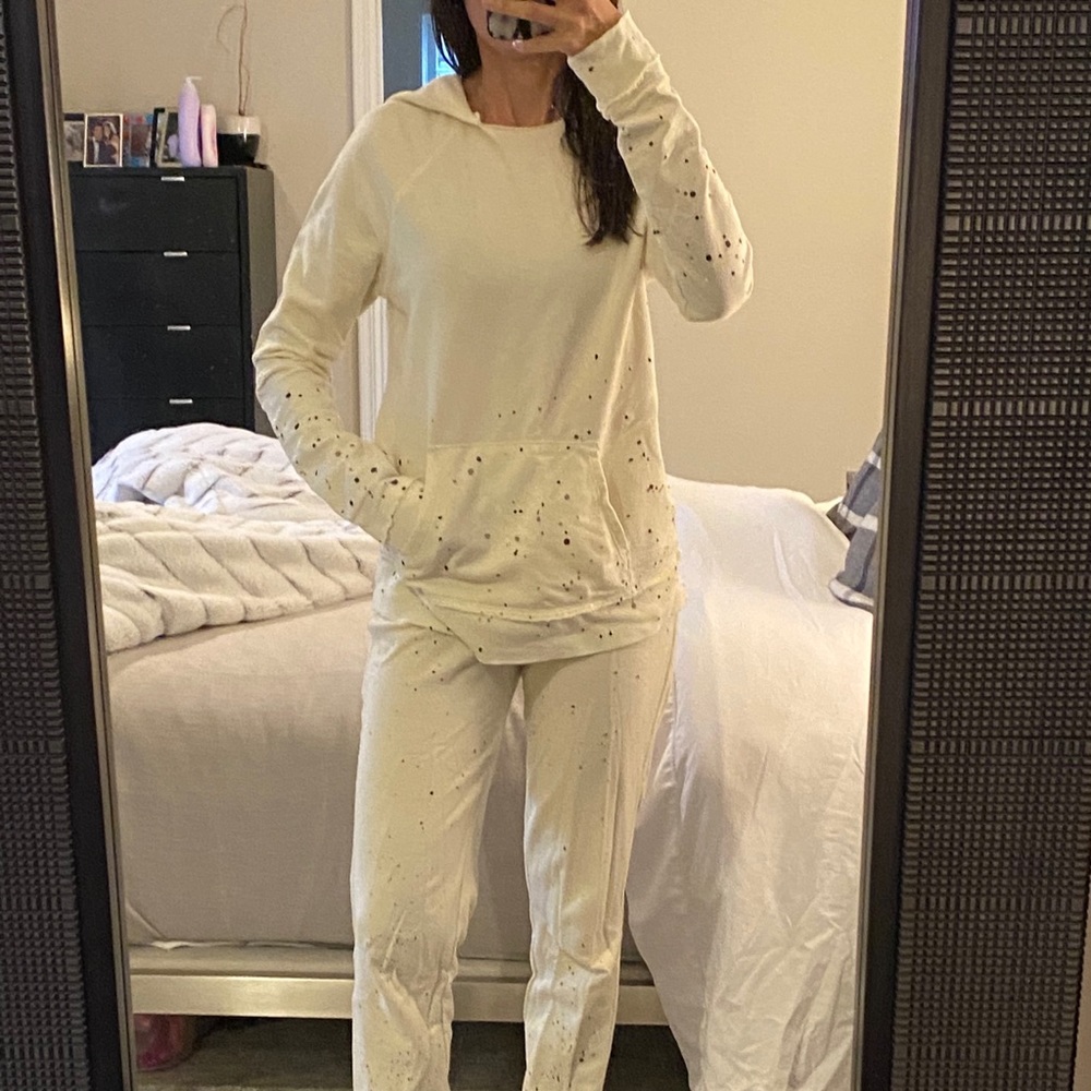 N: Philanthropy Hooded Splatter Sweatset